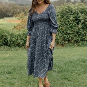 Neuflora Everett dress blue floral NWT